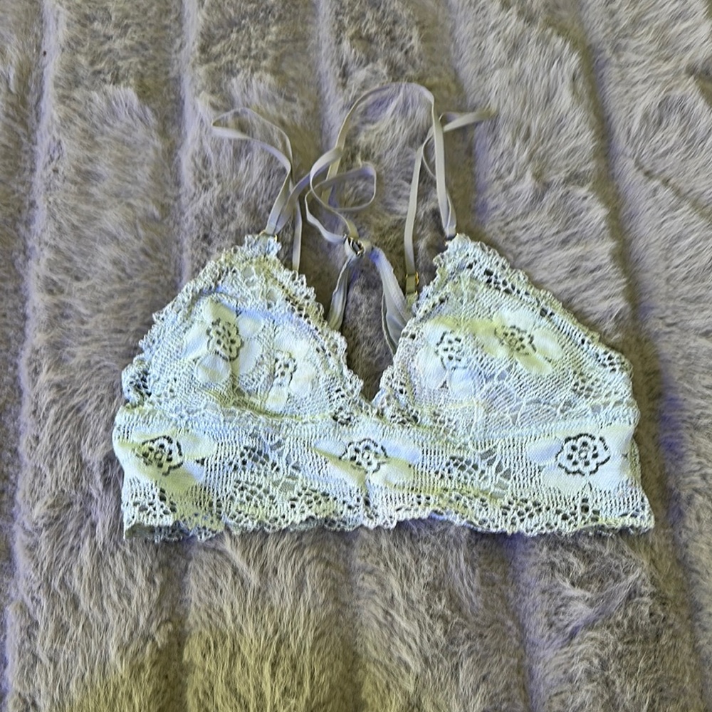 Lace Bralette in Light green